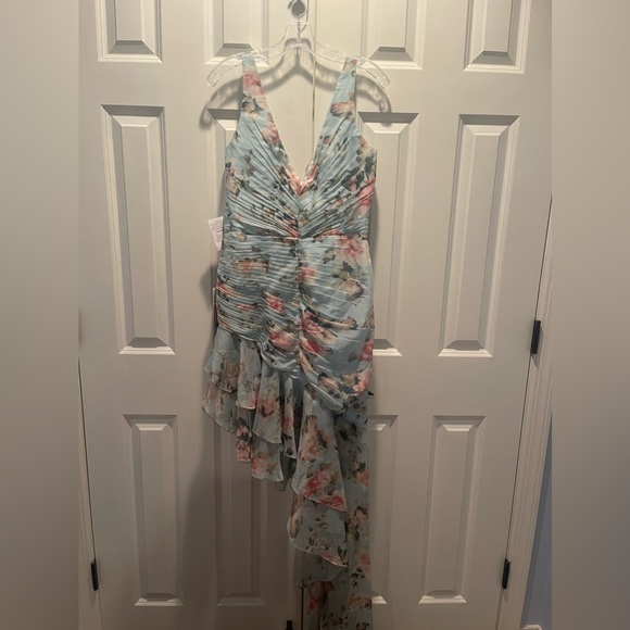 Mac Duggal floral print asymmetrical hem dress - NWT - unable to return. - Picture 2 of 5